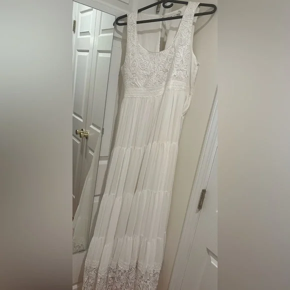 alice and olivia white maxi dress White Maxi Dresses | Designer Maxi Dresses